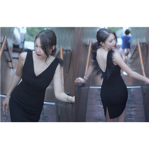 [Davika] Dress เดรสคอวีสีดำสุดแซ่บ