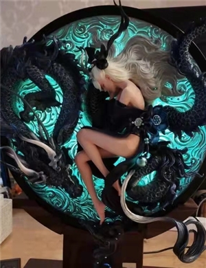 Sleeping Dragon (Painted version) (YuLong)