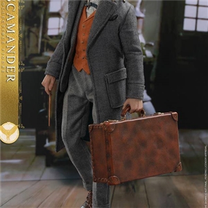 HOT TOYS MMS512 – Fantastic Beasts: The Crimes of Grindelwald – 1/6th scale Newt Scamander