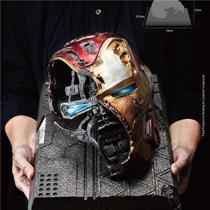 Beast Kingdom MC-038 Marvel Avengers: Endgame Iron Man Mark 50 Helmet Battle Damaged Master Craft Figure Statue