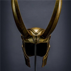 TAURUS STUDIO :Custom 1/1 Loki Helmet